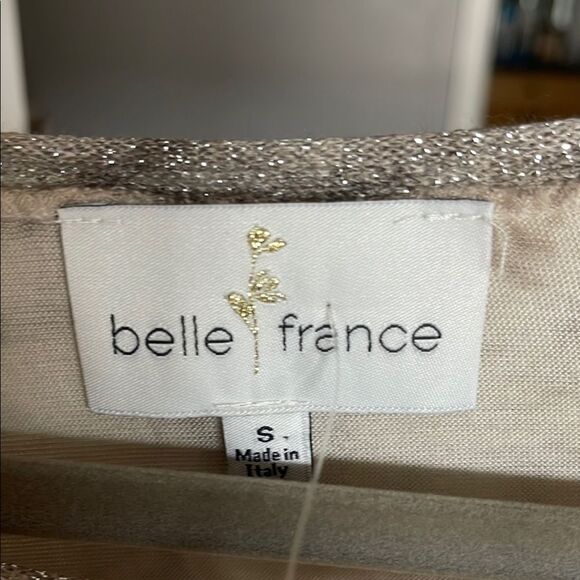 Women's Gray and White Top - Picture 6 of 9